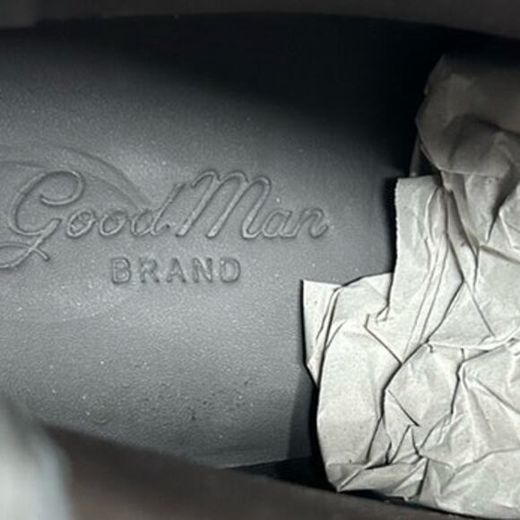 NIB Men\'s Good Man Brand Modern City Chelsea Boots Men\'s Size 8 Gray Charcoal
